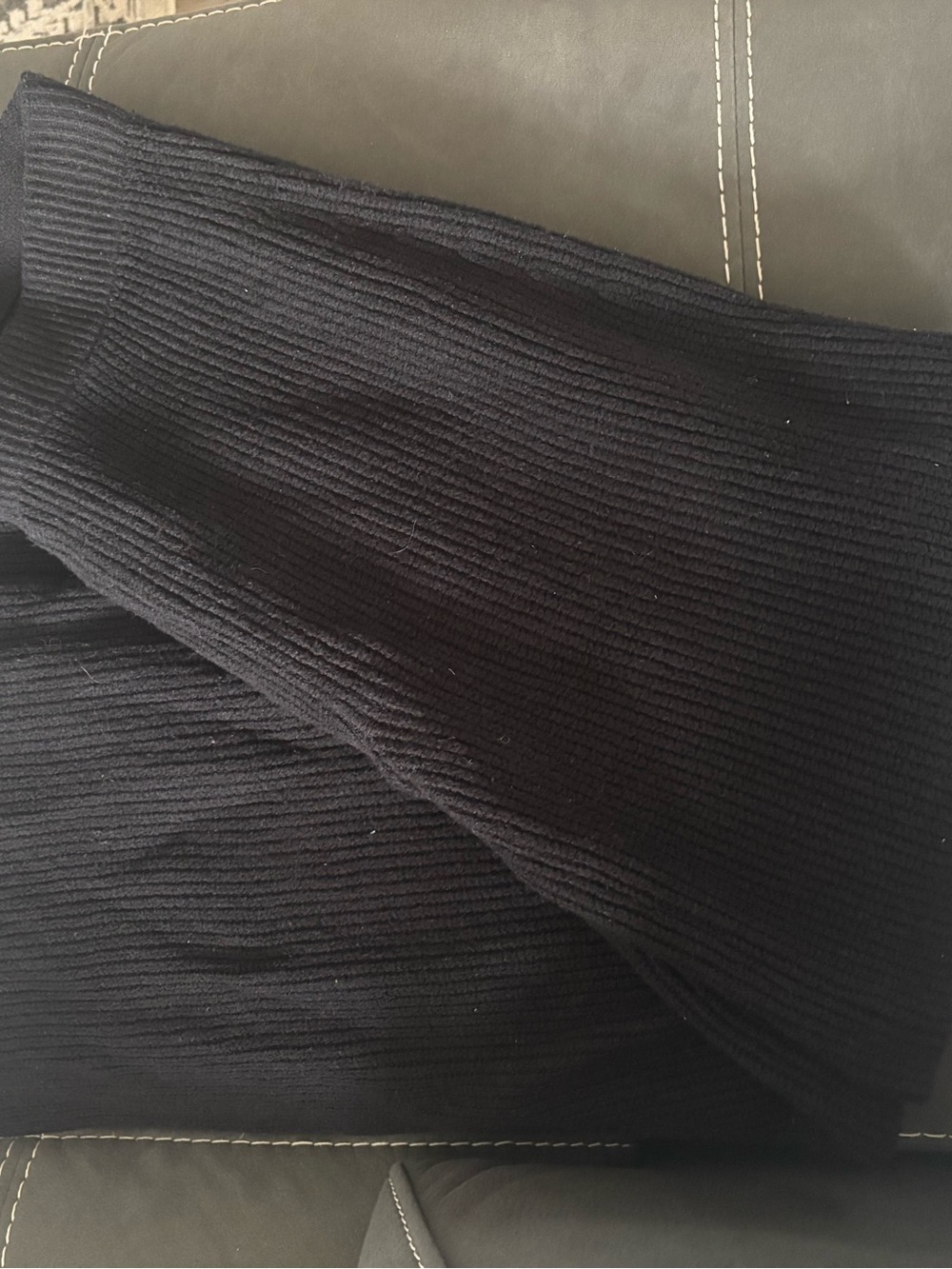 GAP Black Knit Lounge Pant - Soft - Picture 3 of 3